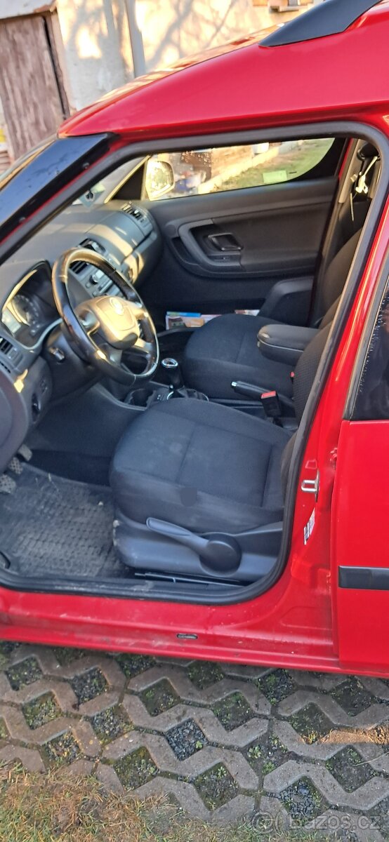 Prodám Škoda Roomster 1,2 TSI 63 kw Style - 6