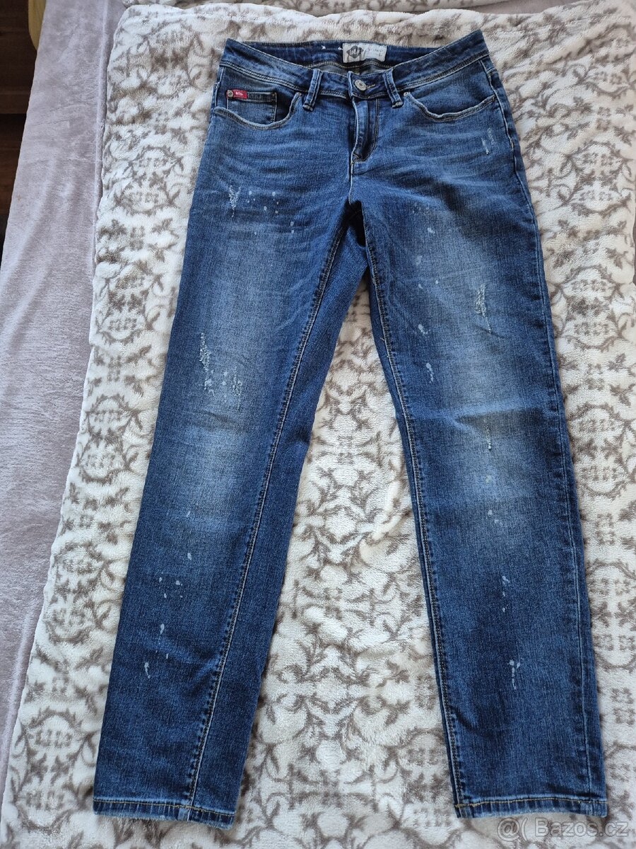 Dámské džíny Guess a LeeCooper vel. 38, M - 6
