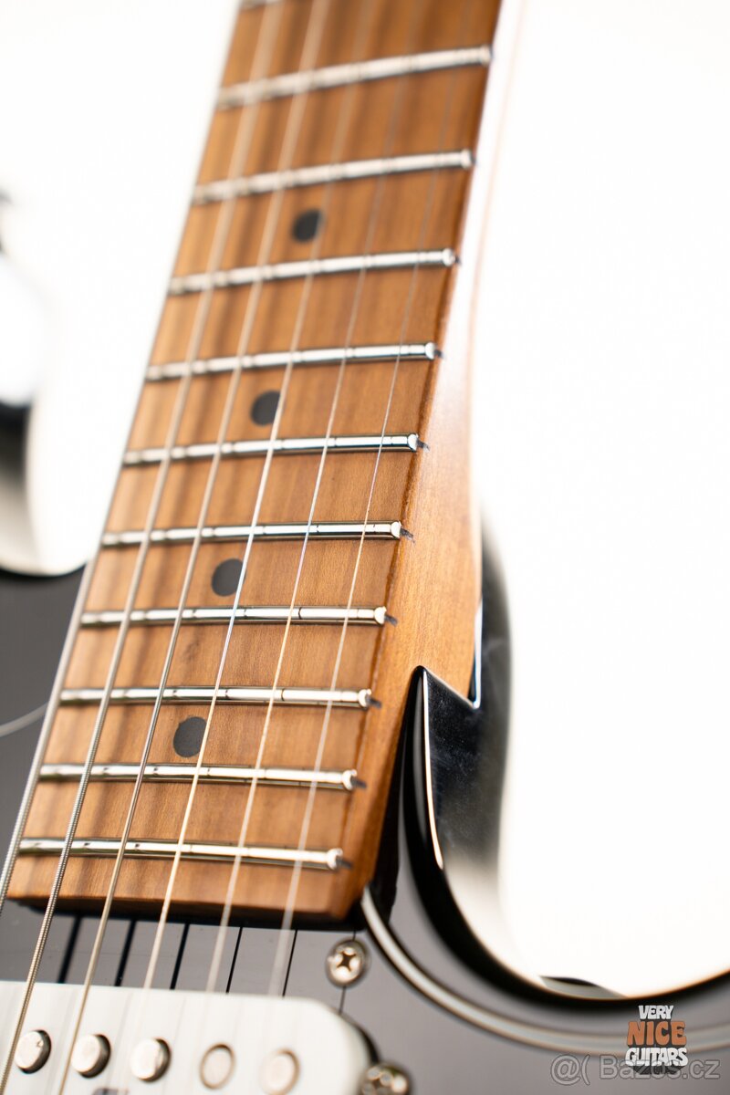 Ibanez AZ2204B Prestige - 6