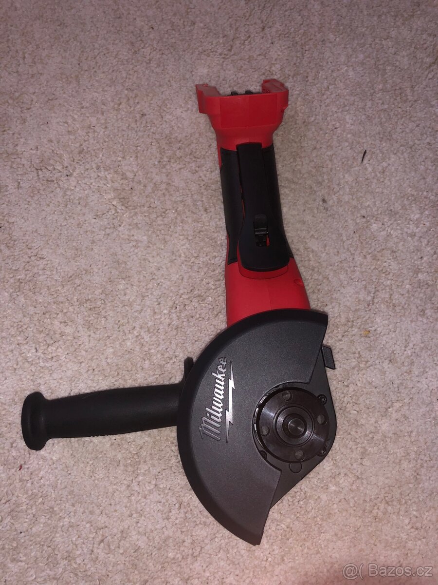 Úhlová bruska milwaukee - 6