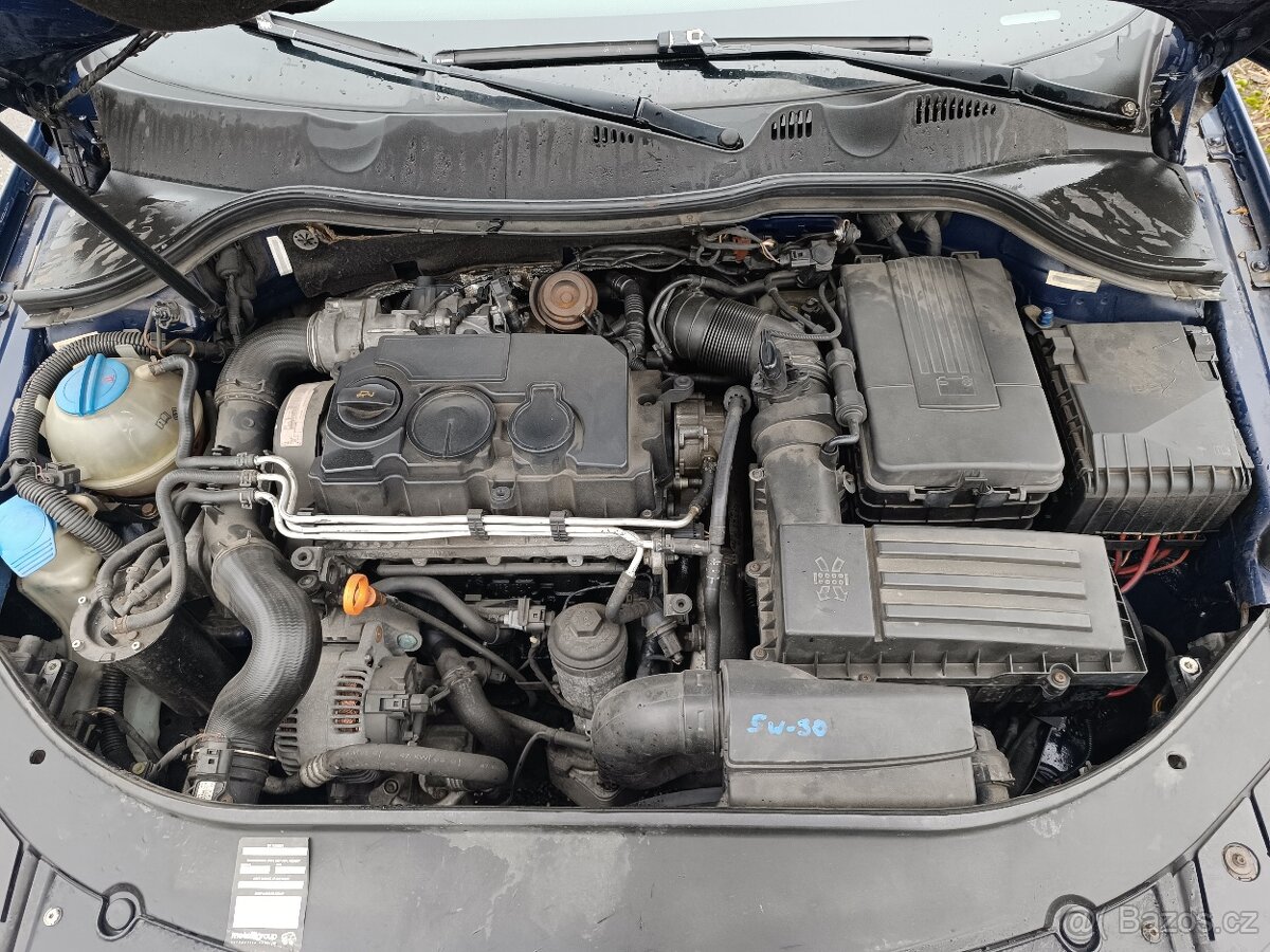 Prodám VW Passat kombi 2.0 TDI 4motion - 6