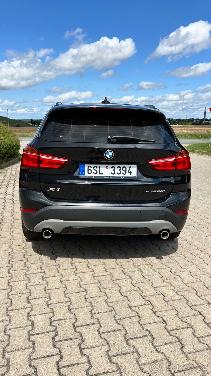 BMW X1, 2.0i sDrive, benzín, 141kw, 2019, Servis BMW - 6