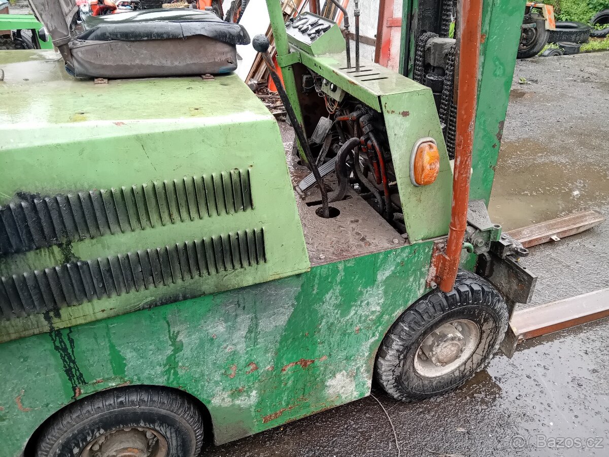 Vysokozdvižný vozík rak nafta - 6