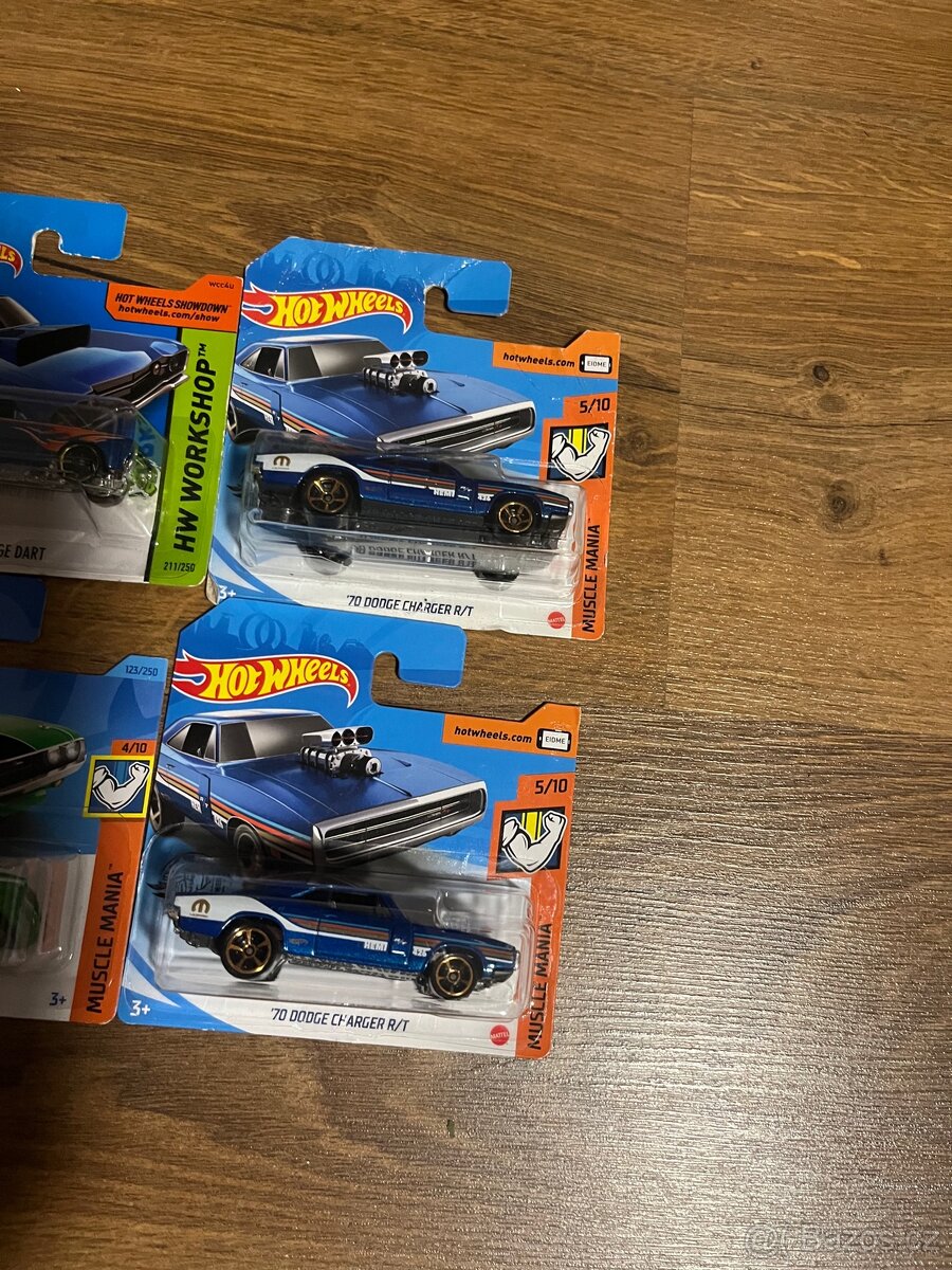 Hotwheels - 6