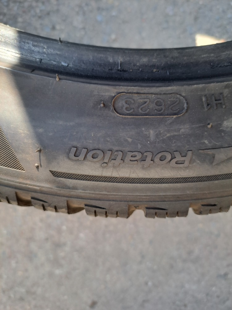 235/45 r18 98 V Hankook Winter icept evo 3 - 6