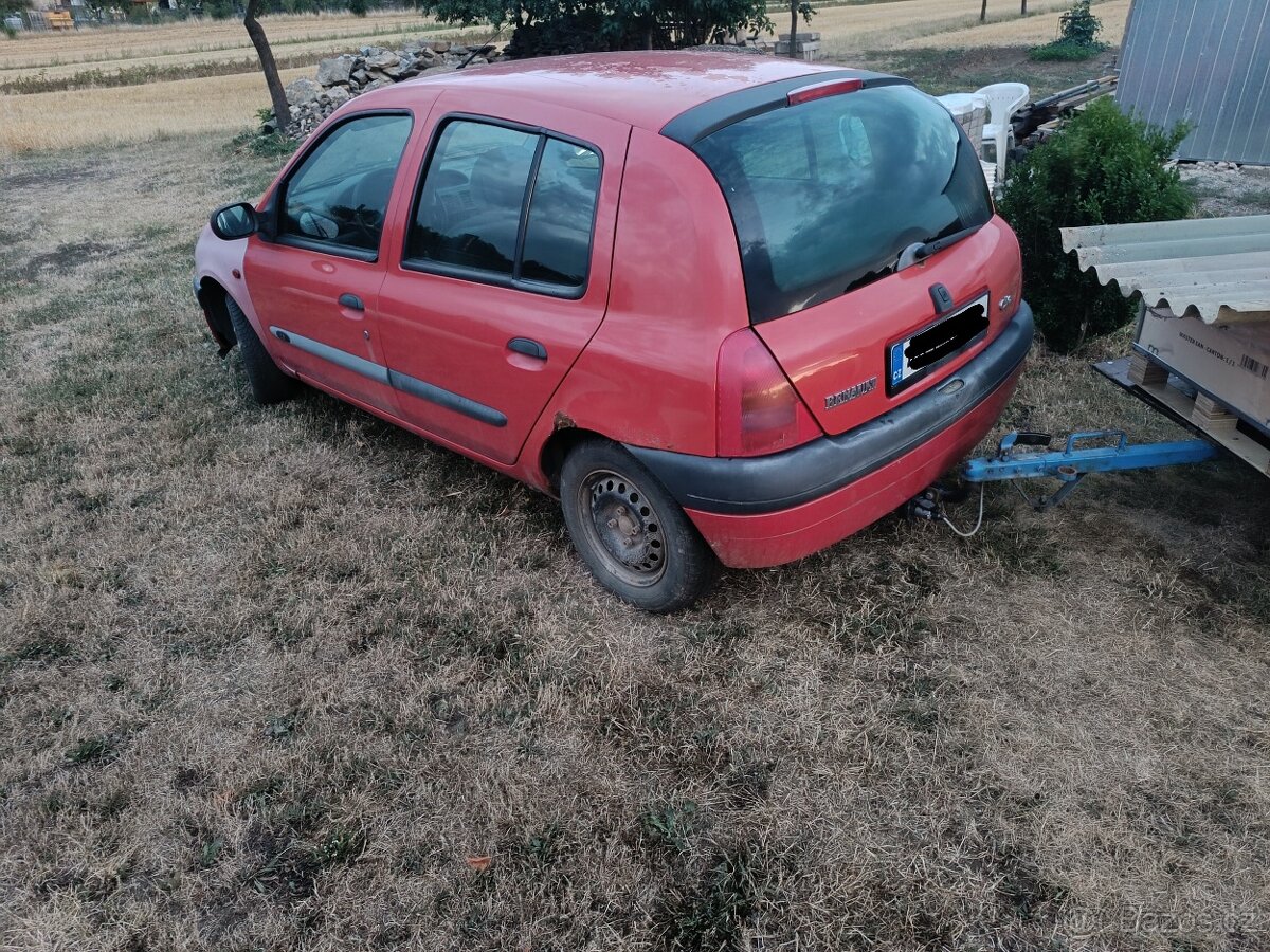 Renault Clio II - 6
