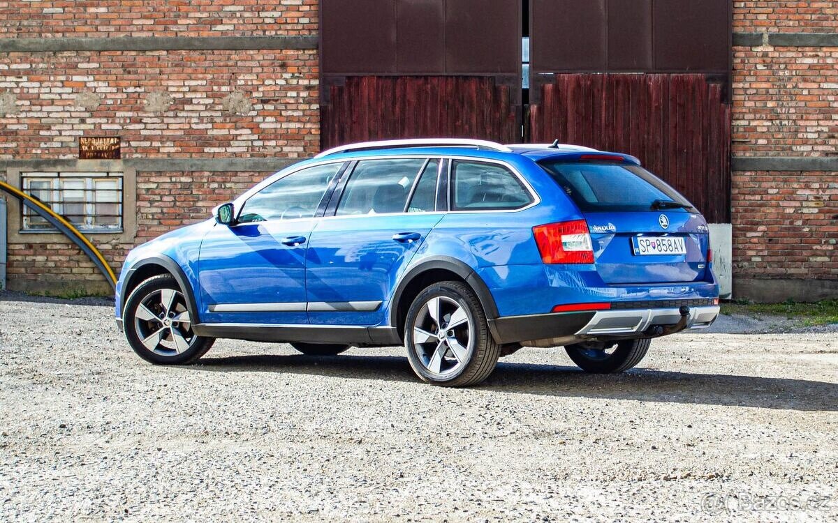 Škoda Octavia Combi SCOUT 2.0 TDI 4x4 - 6