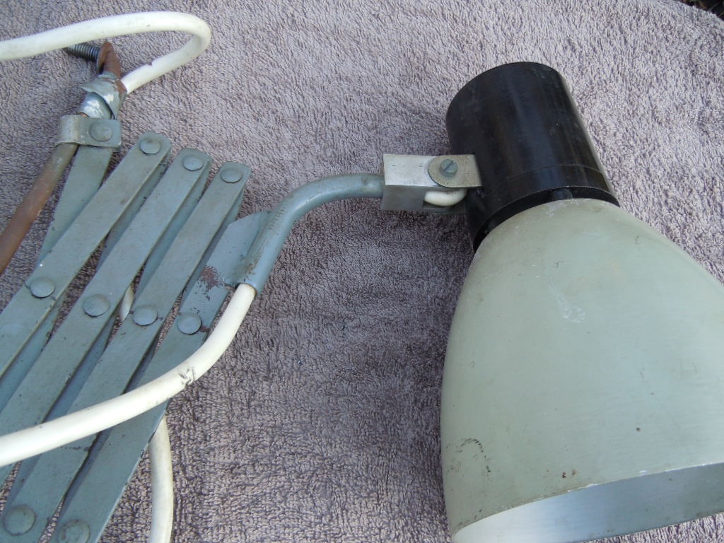 DÍLENSKÁ RETRO LAMPA - 6