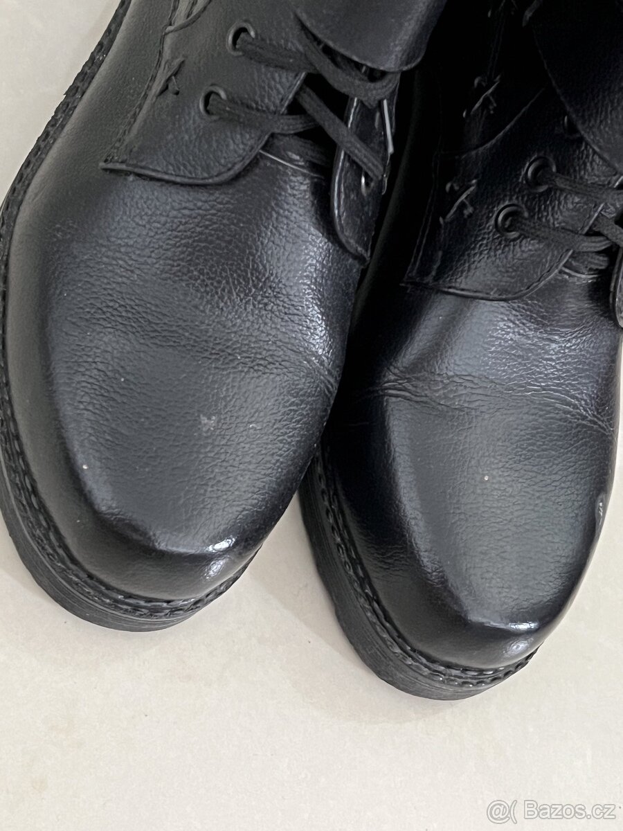 Dámské kotníkové boty s kožíškem – vel. 37 - 6