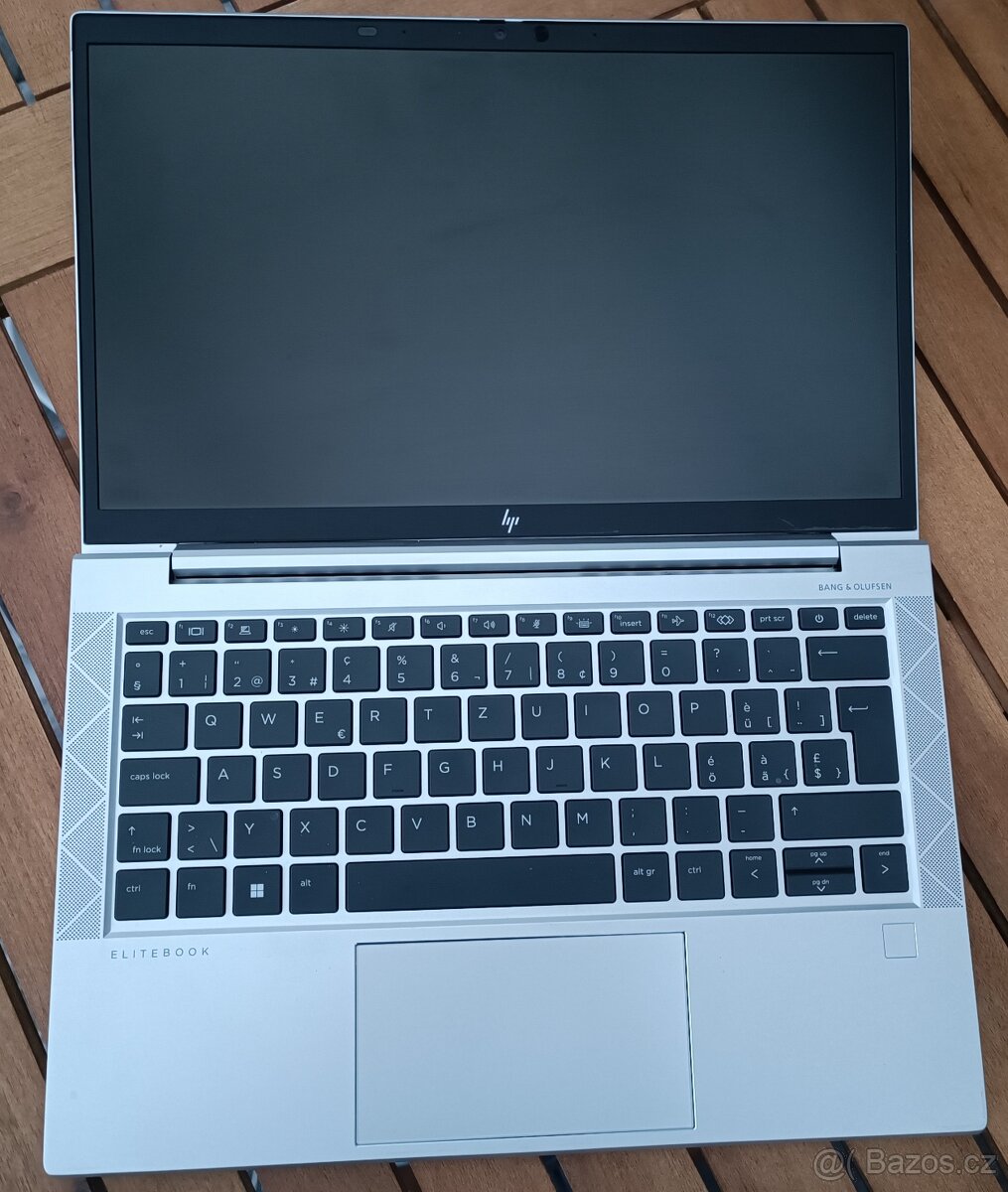 Pěkný notebook HP EliteBook 830 G8, 16 GB RAM / 256 GB NVMe - 6