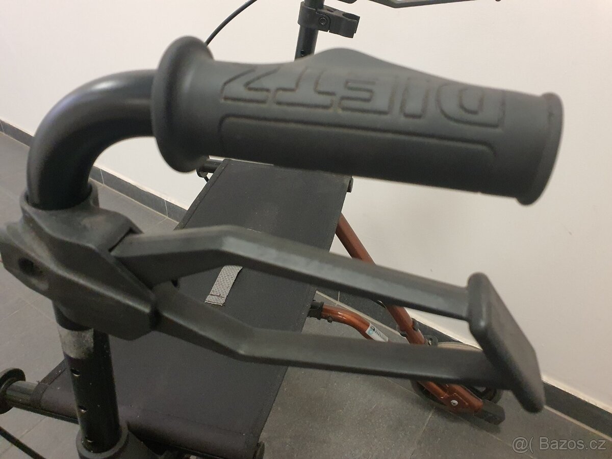 PROFI lehčené ALU chodítko čtyřkolové - 6