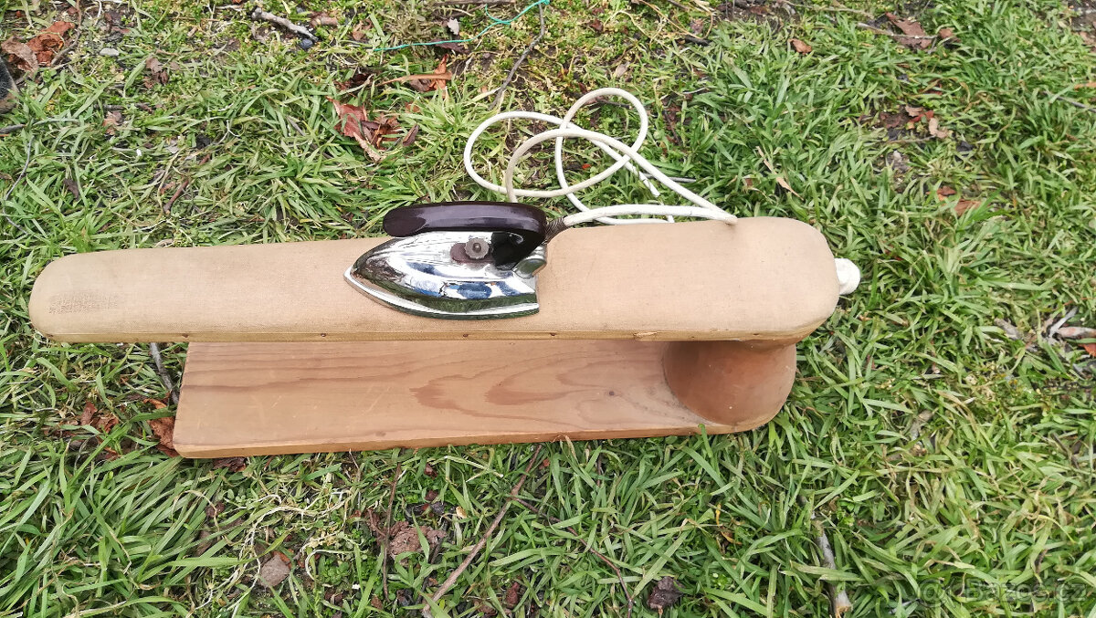 Retro žehlička s prknem - 6
