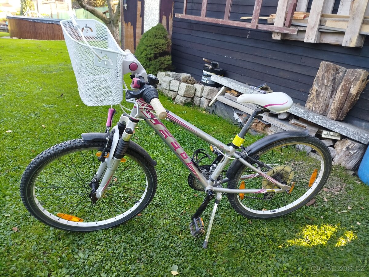 Dívčí kolo 24 - 6