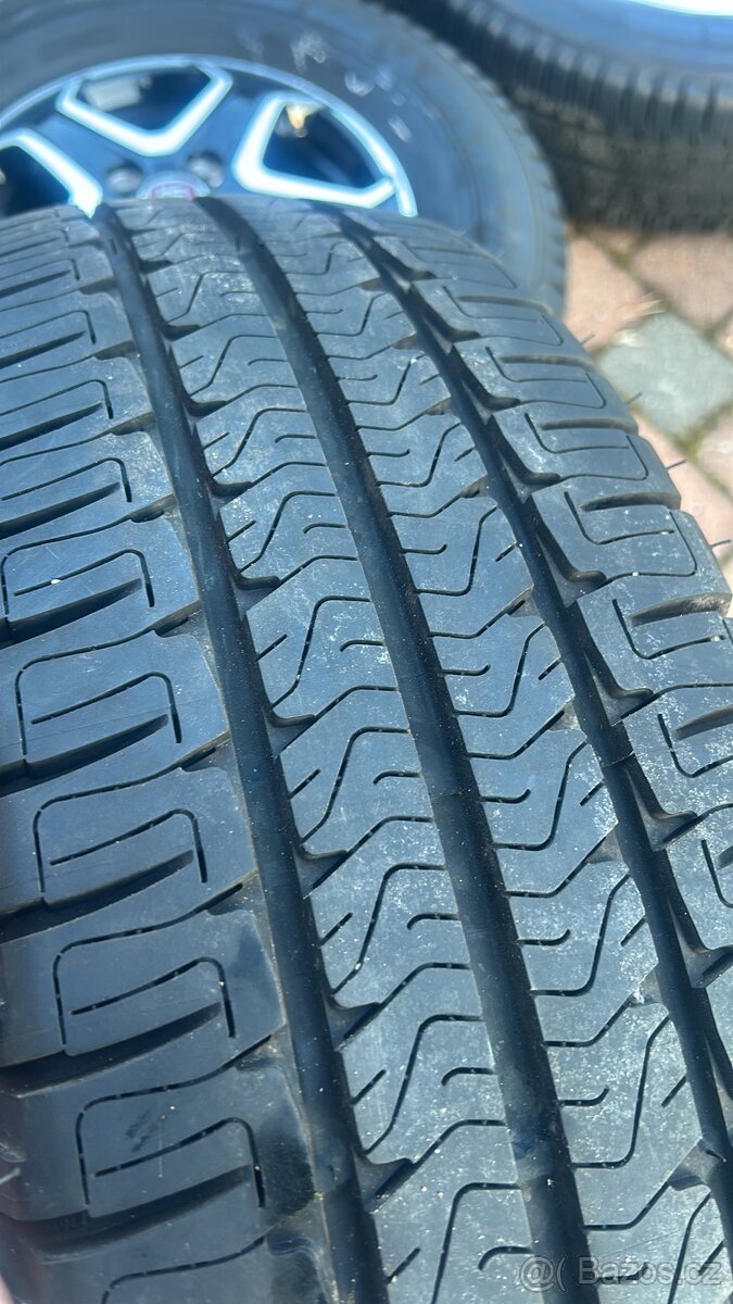 Fiat Ducato alukola 225/75 r16 Michelin Agilis - 6