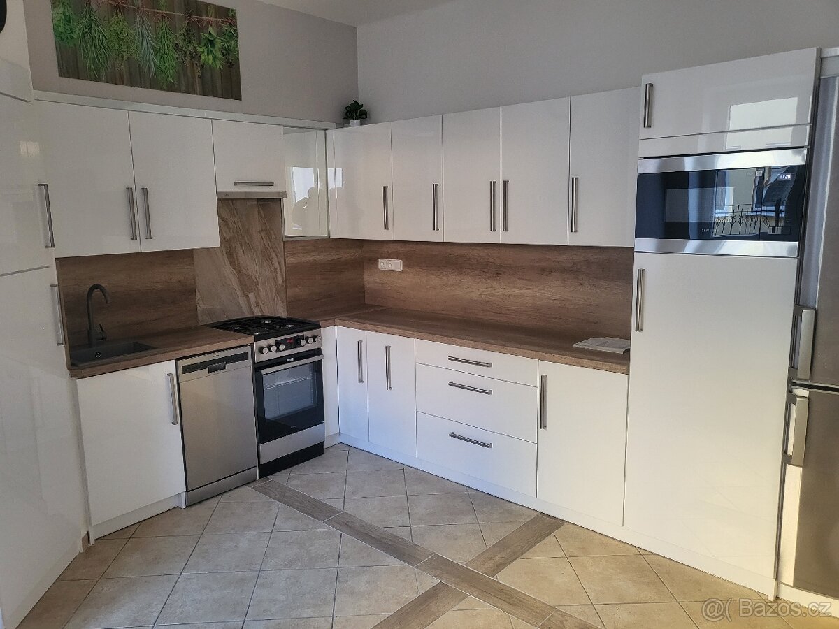 Pronájem 2+kk - 6
