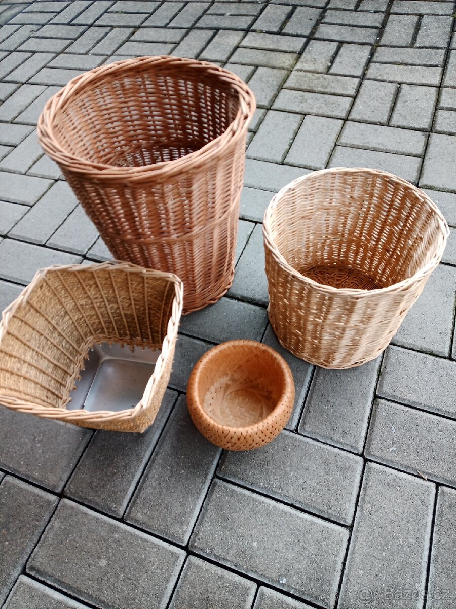 Pletené proutěné koše jako obal na květináče - 6