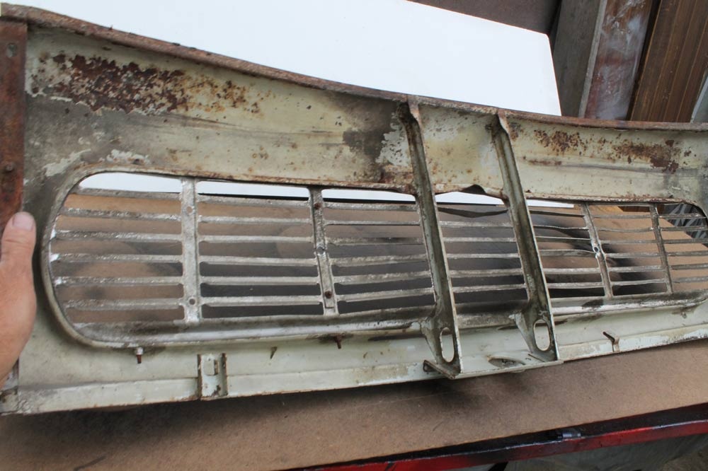 Zadní čelo Škoda 1000MB - 6