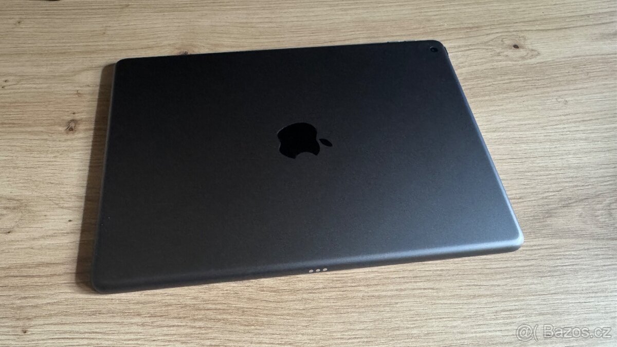 Apple iPad 8 32GB, WiFi + SIM, 2990Kč - 6