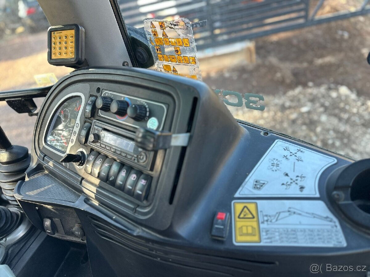 JCB 3CX ECO rok-2014 7400MTH DPH - 6