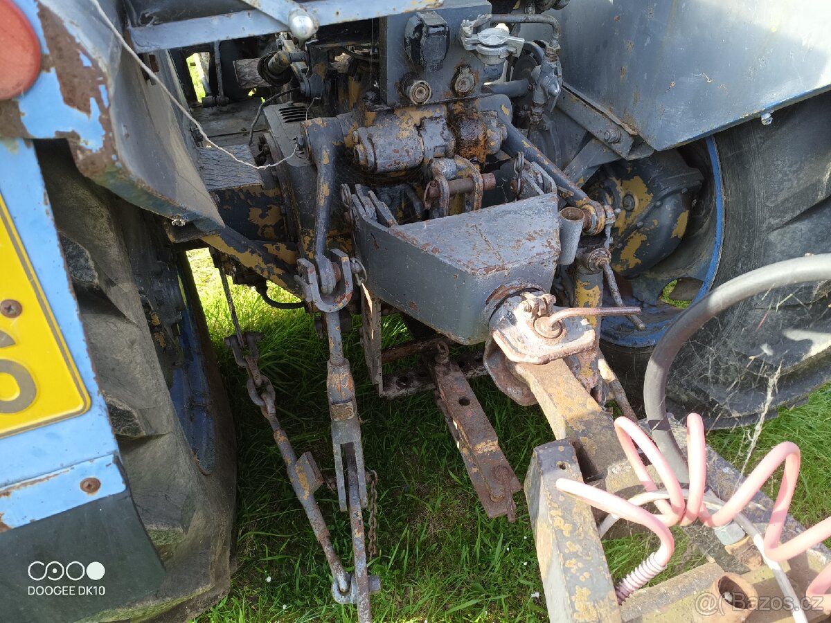 Traktor Zetor 3011 - 6