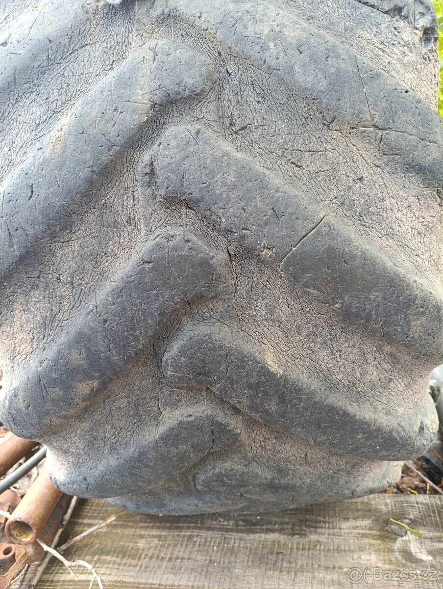 Kola John Deere 810-1070 - 6