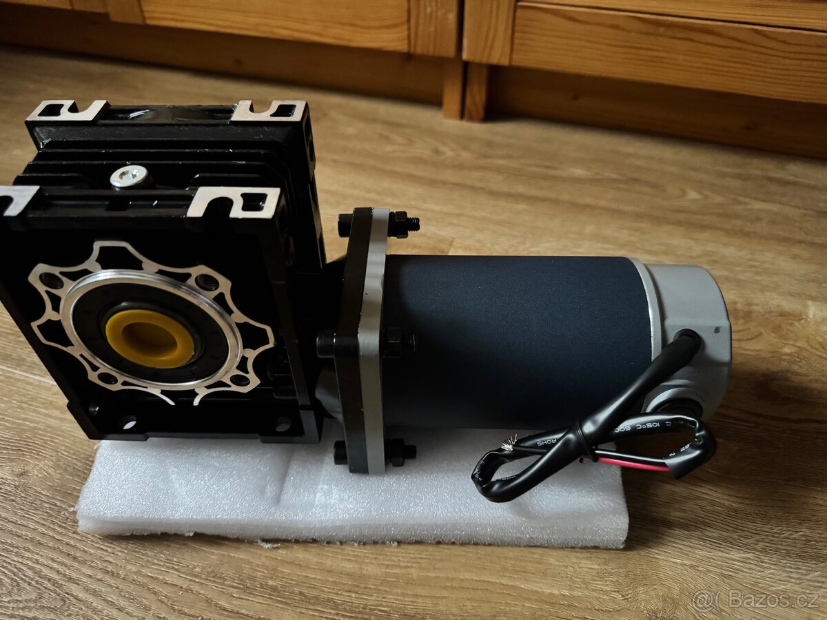 DC motor RV-50-200w-50, 4ks - 6