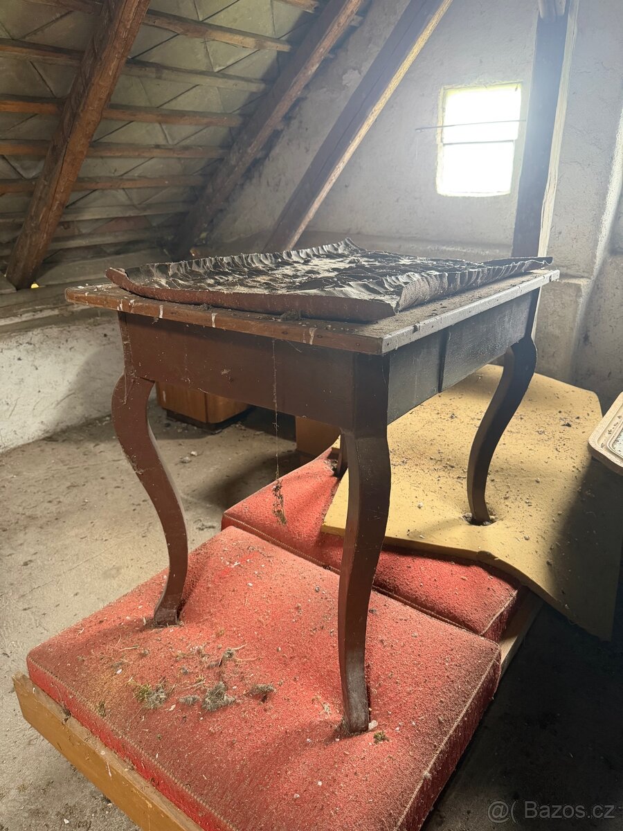 Nábytek a zemědělské stroje - 6