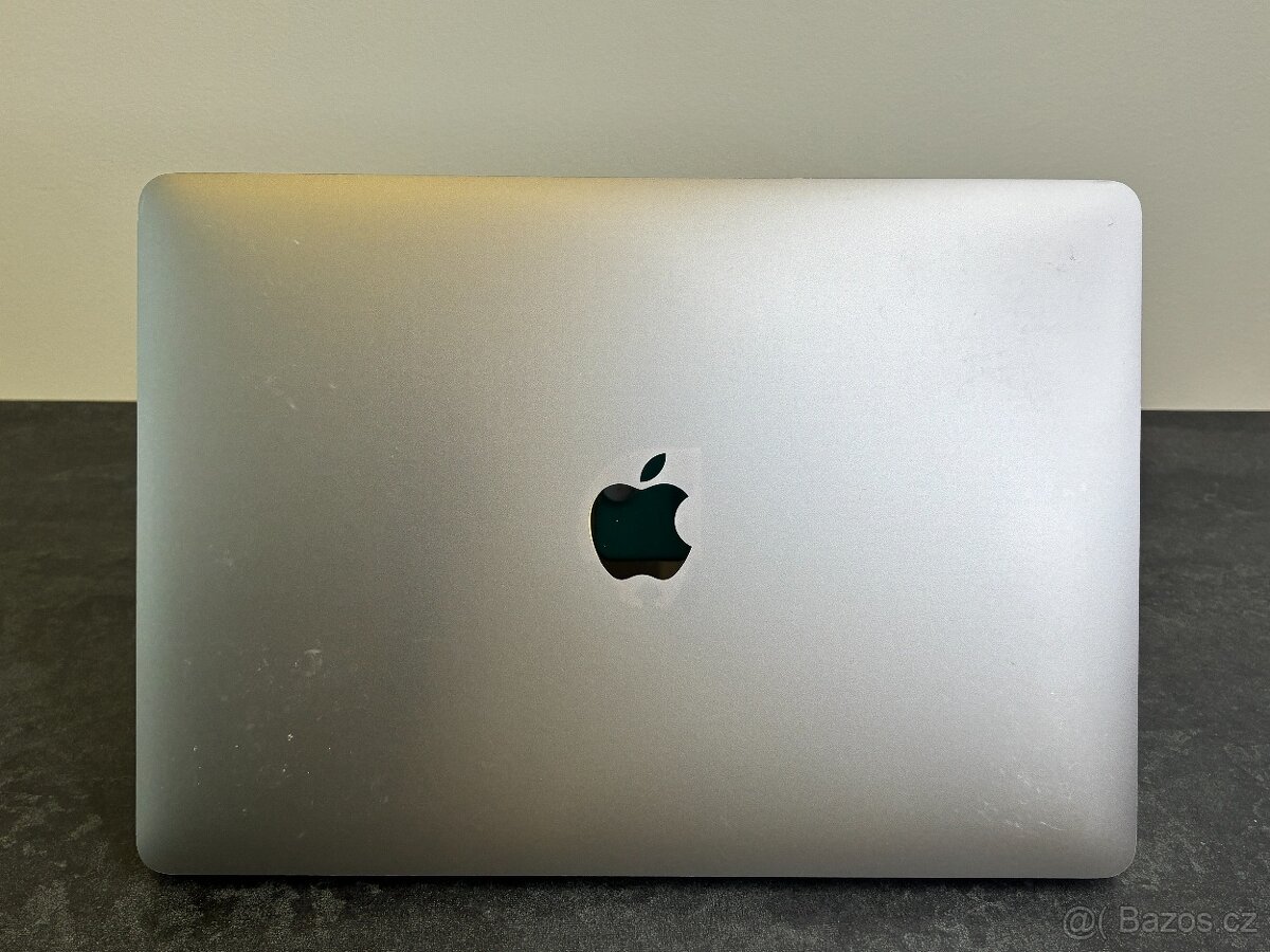 MacBook Pro 13'' 2020 / i5 / 16GB / 512GB SSD - DPH - 6