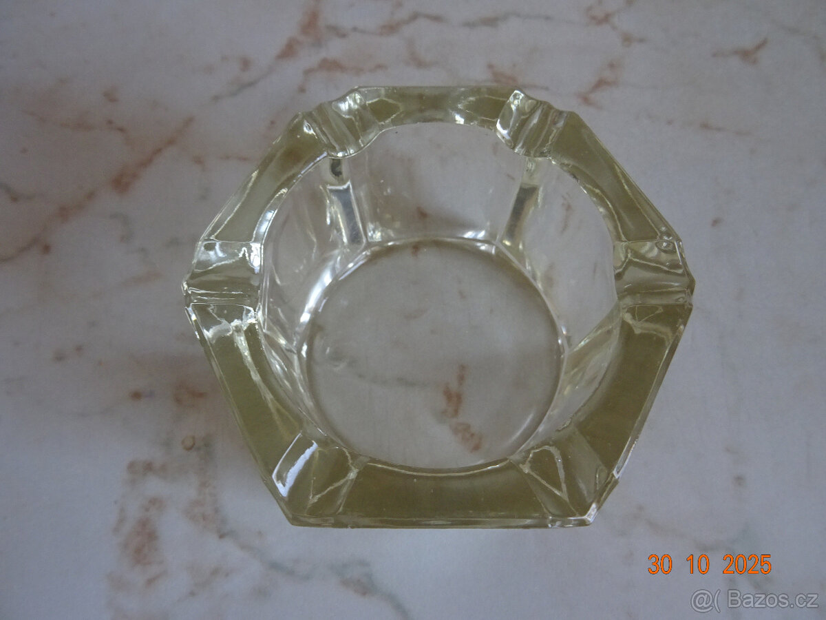 SKLENĚNÝ STARÝ POPELNÍK - 6