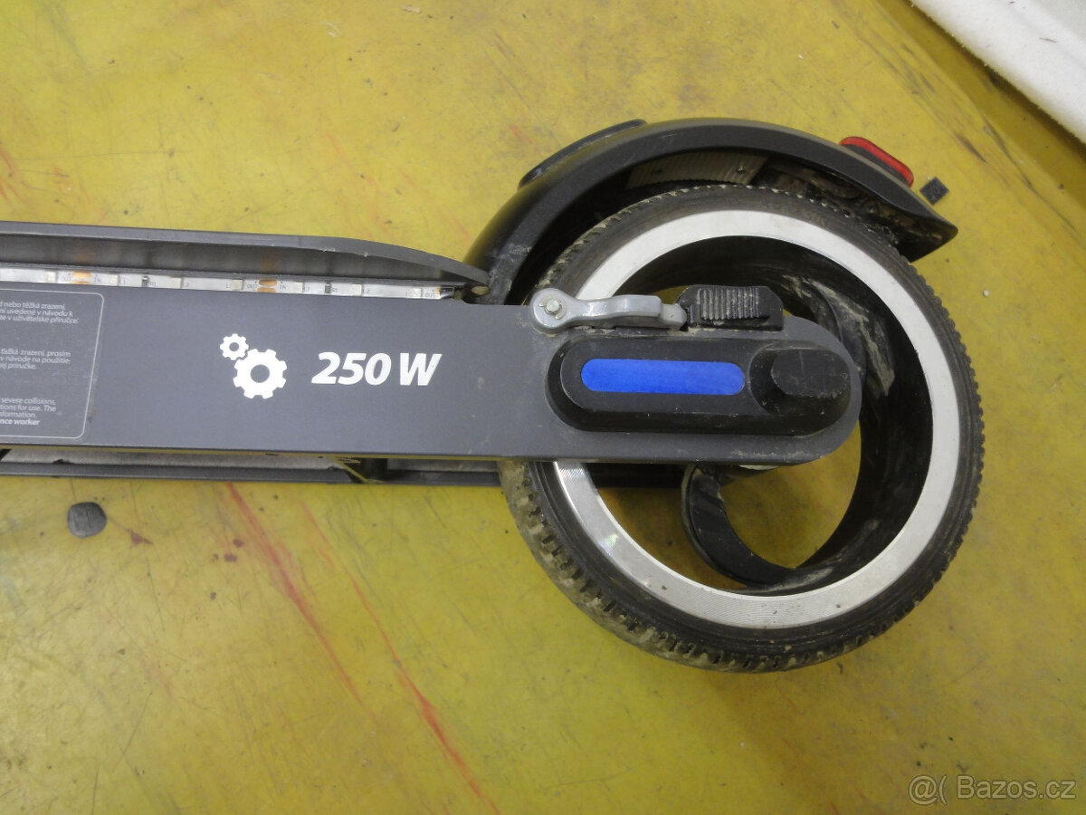 elektrická koloběžka - 6