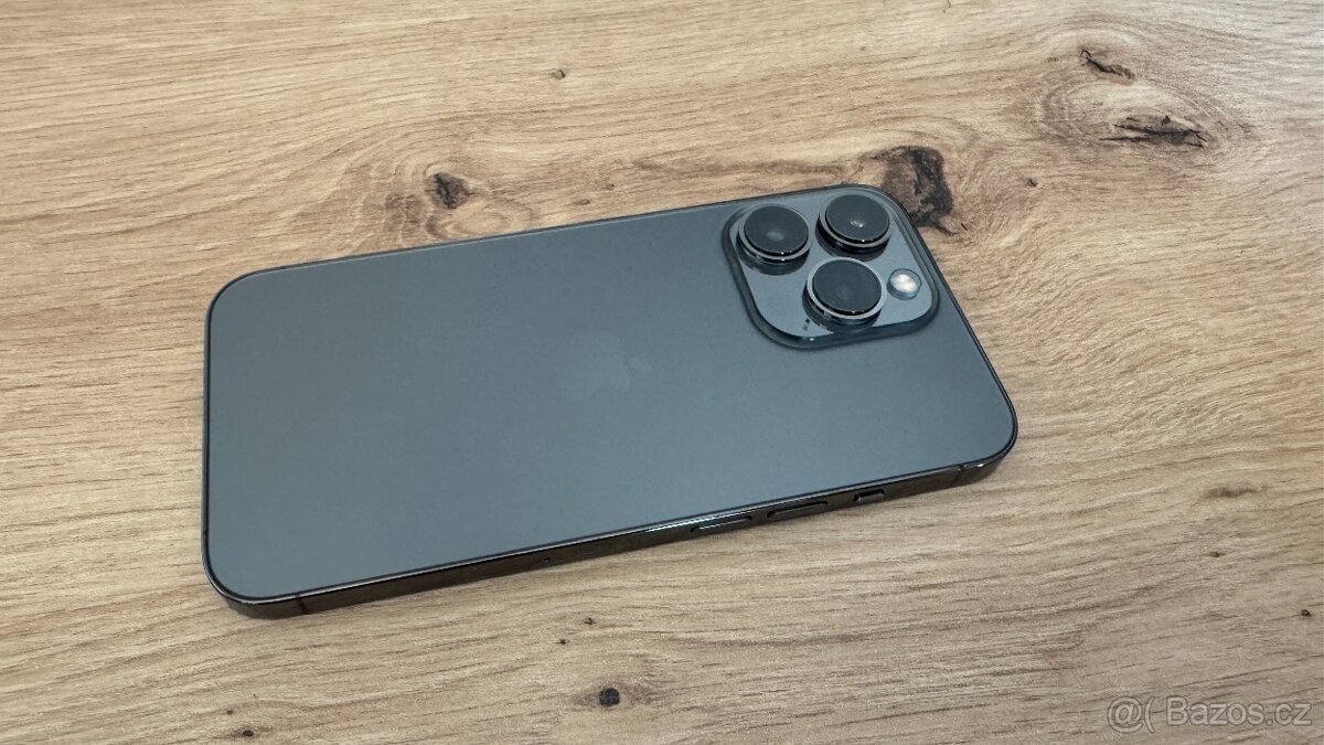 Apple iPhone 13 Pro 256GB, cena 7400Kč - 6