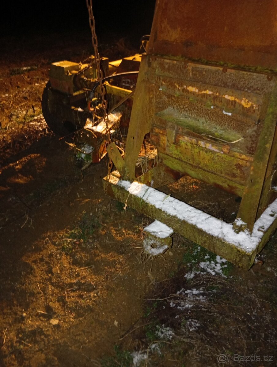 Štěpkovač předělaný z řezačky. - 6