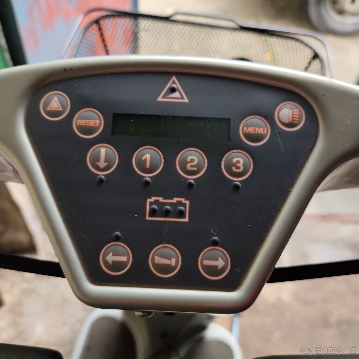 Elektrický skútr Comfort Solo TS120 vozík pro invalidy a sen - 6