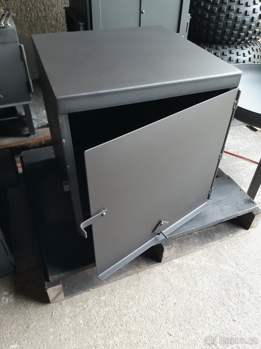 Topeniště - kamínka k udírně - 6