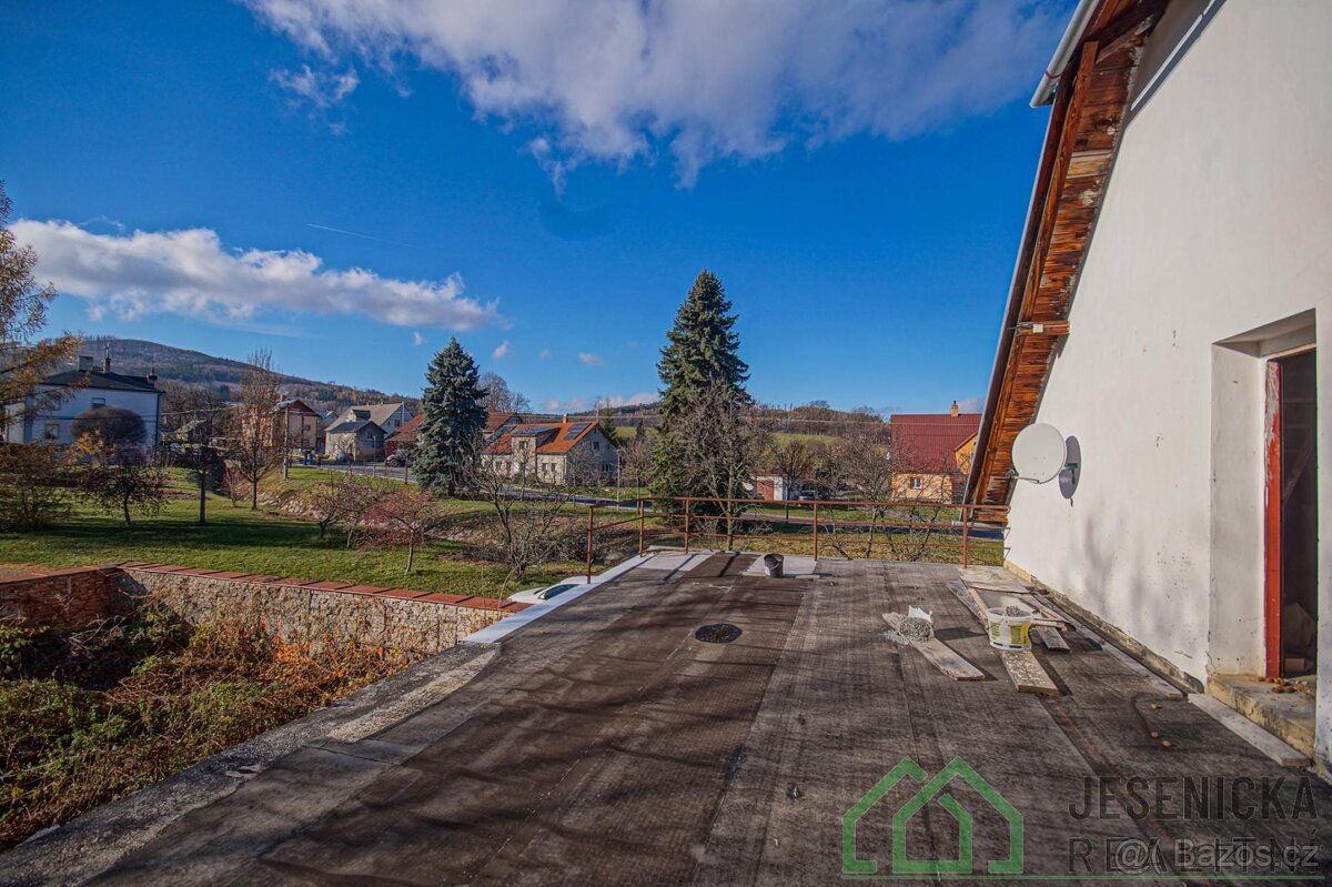 Prodej rodinného domu Supíkovice - 6
