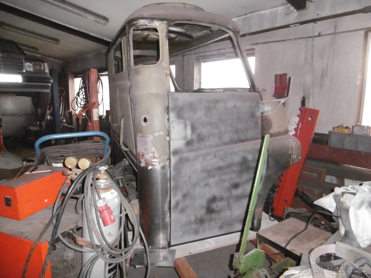 Tatra 148 Kabina - 6