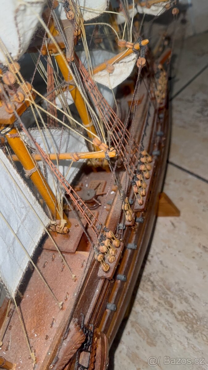 Dřevěný model historické lodě St. Géran 1736 - 6