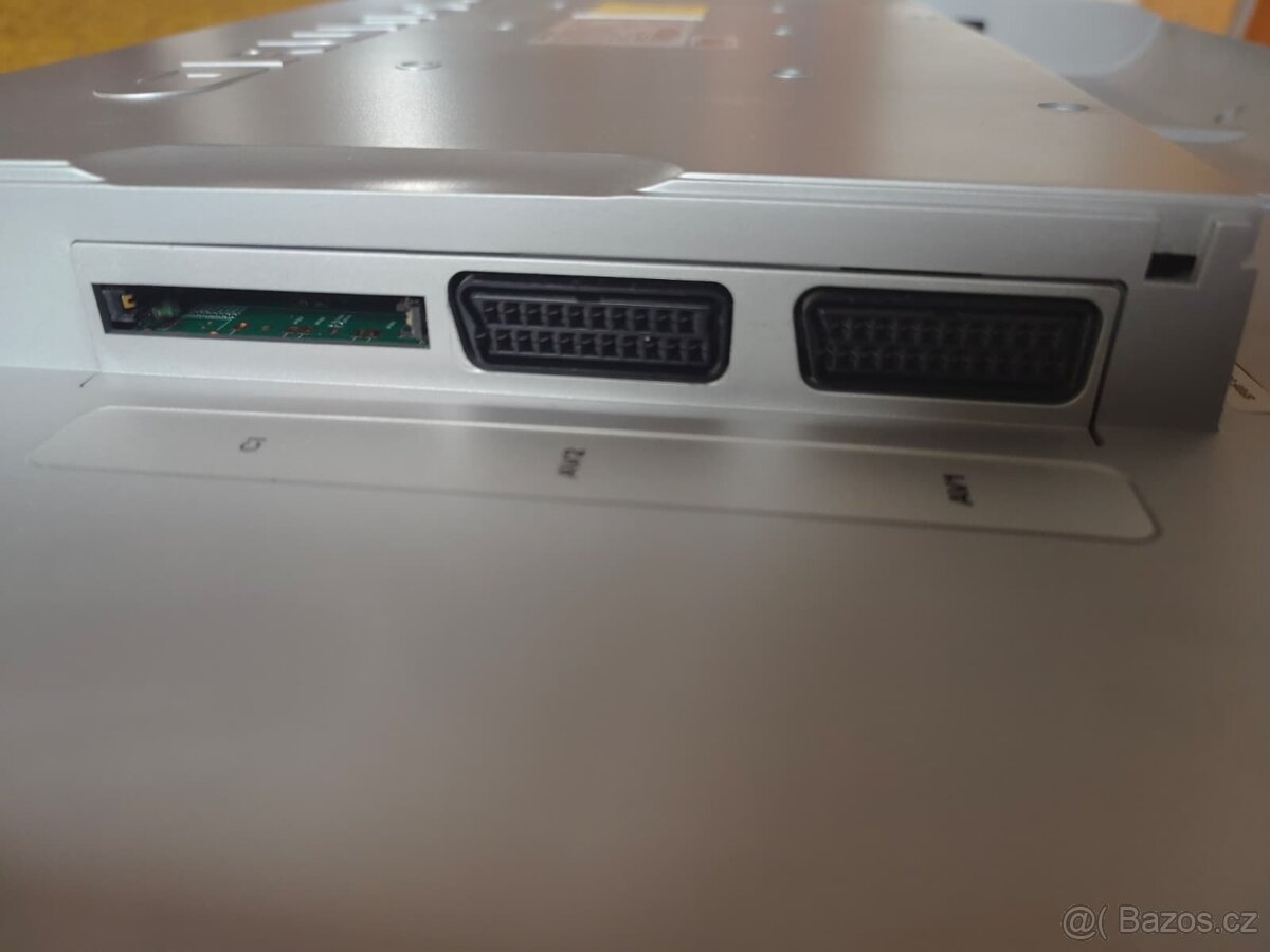 TELEVIZE Grundig AHW.815 - 6