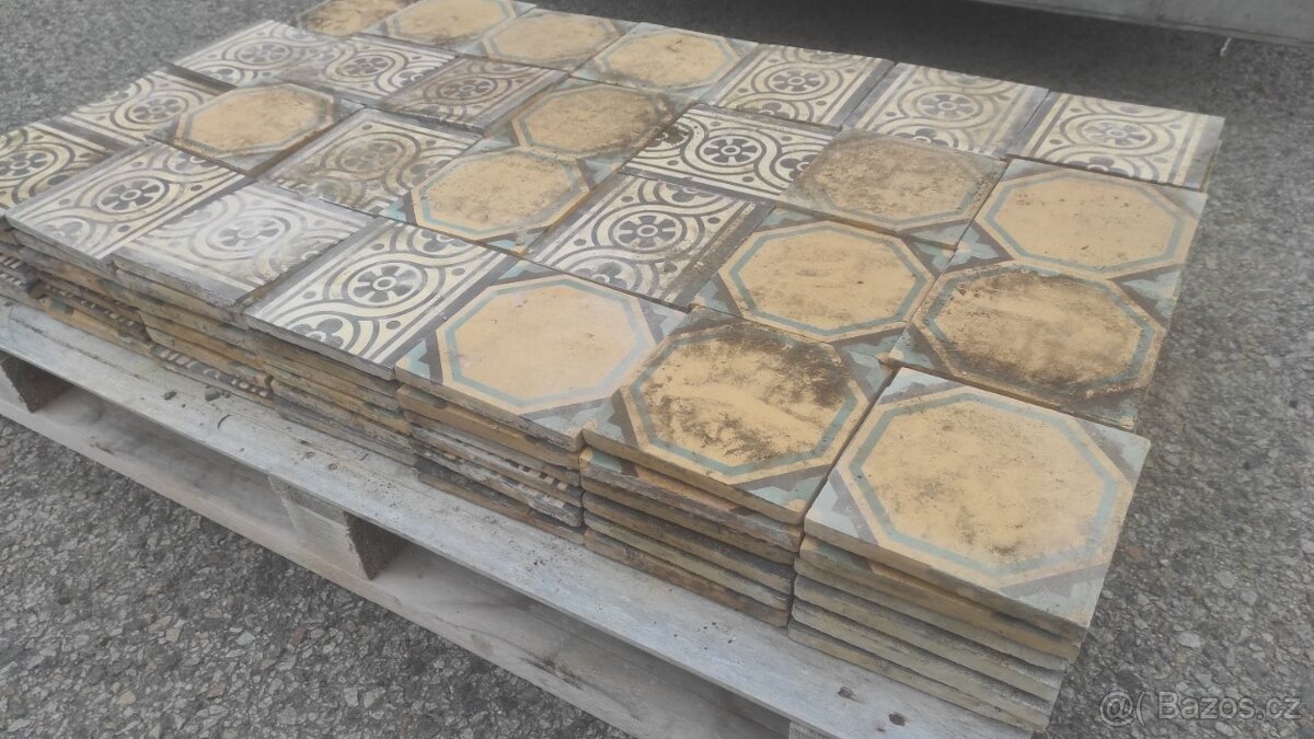 Stará keramická dlažba, půdovka, půdovky, 4,7 m2 - 6
