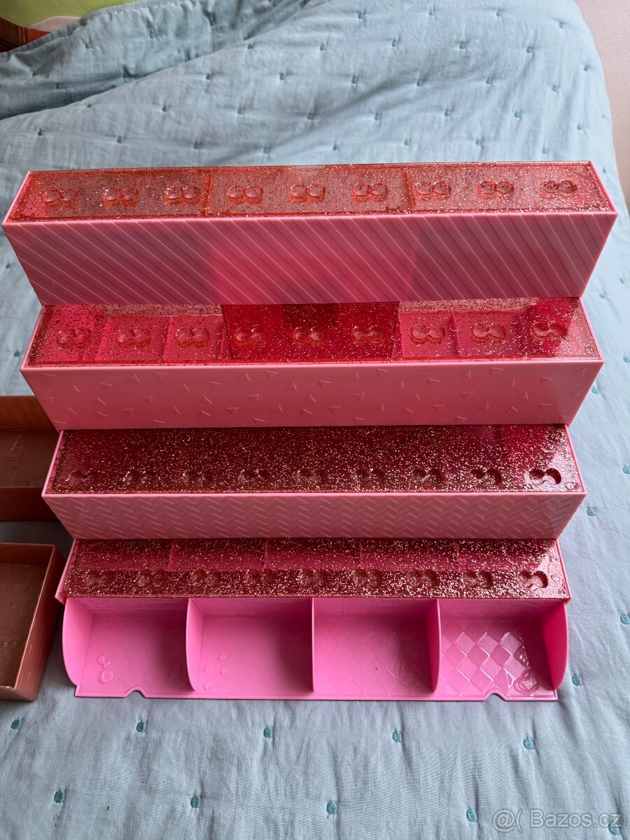 LOL Surprise polička a domeček na hraní - 6