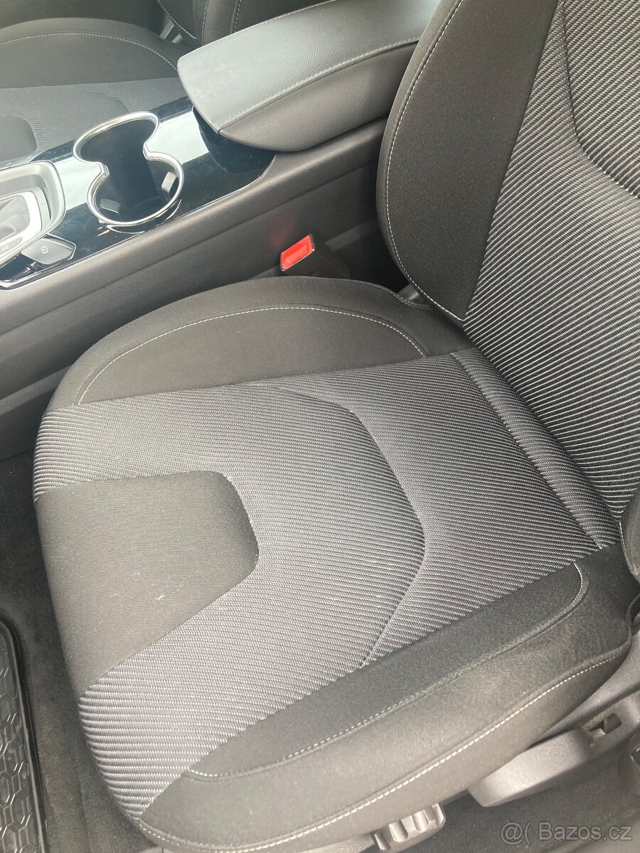 Ford Mondeo Kombi TDCi 2015 - 132kw - serv.kniha - 6