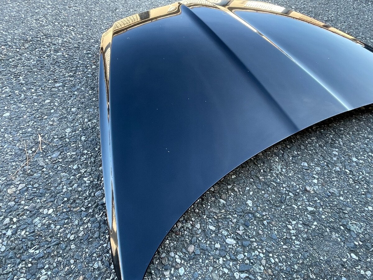 Octavia 2 kapota černá - 6