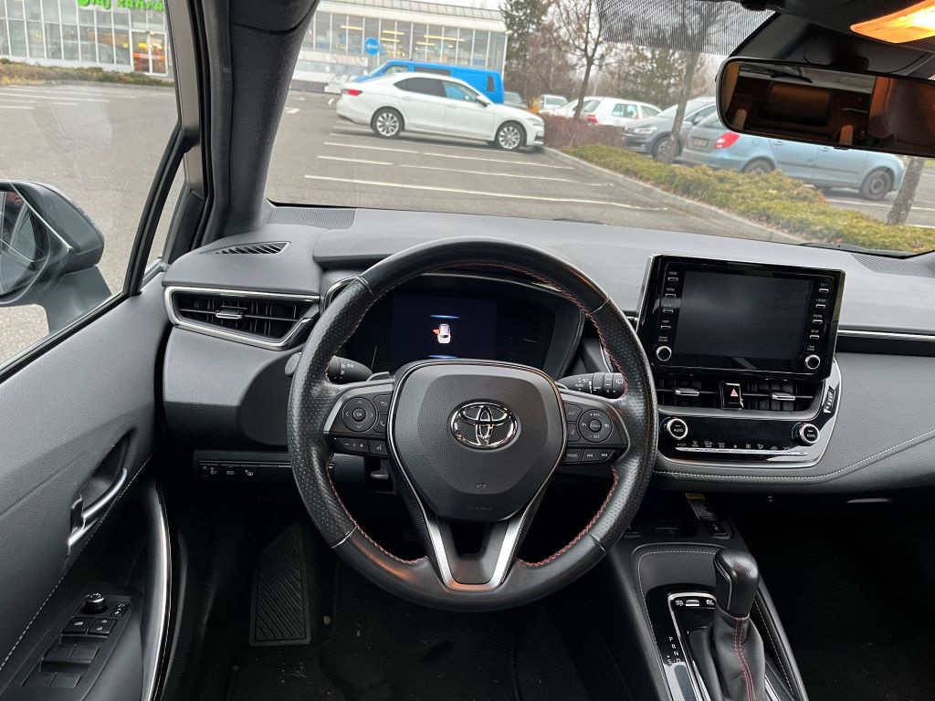 Toyota Corolla TS 2.0 hybrid GR Sport - 6