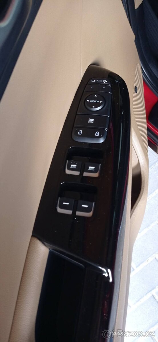 Koupím kožené sedačky - 6