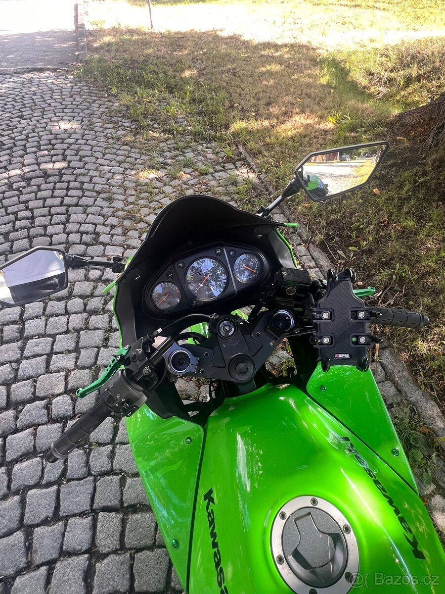 Kawasaki ninja 250R - 6