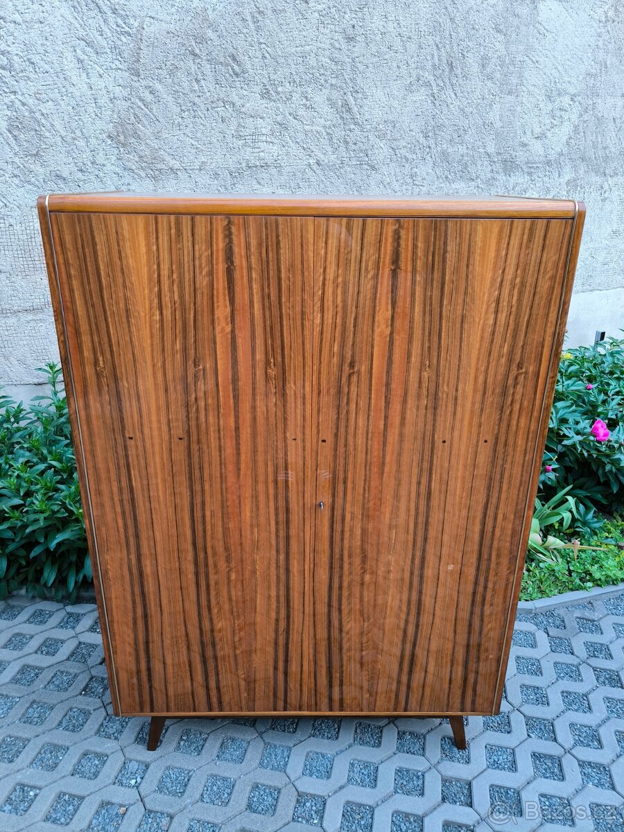 Retro šatní skříň B. Landsman a H. Nepožitek - 60. léta - 6