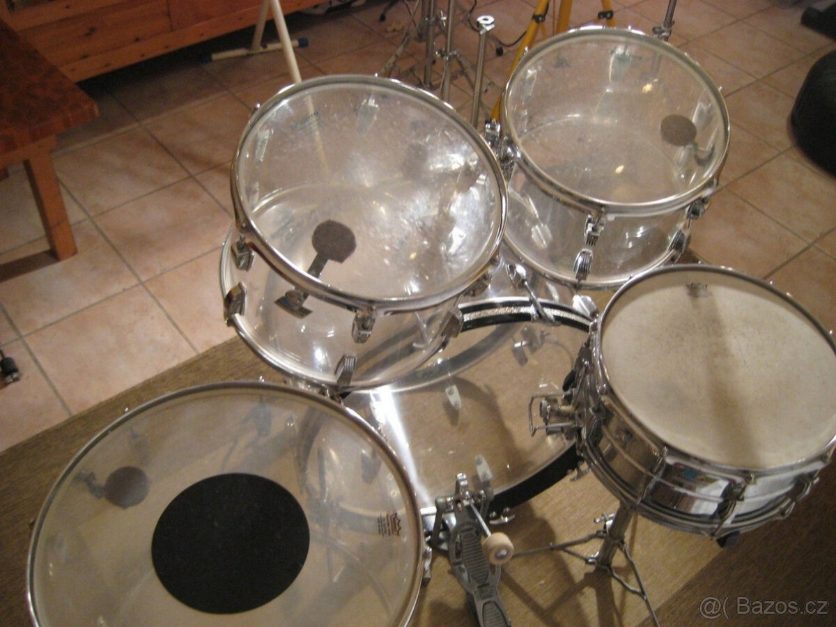 Bicí sada Ludwig Clear Vistalite, 1. série z roku 1972 s mal - 6