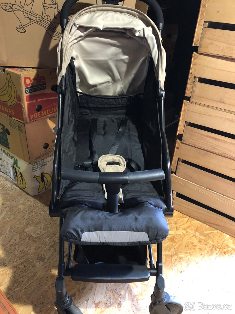 Lehký cestovní kočárek G-Mini Travel - 6
