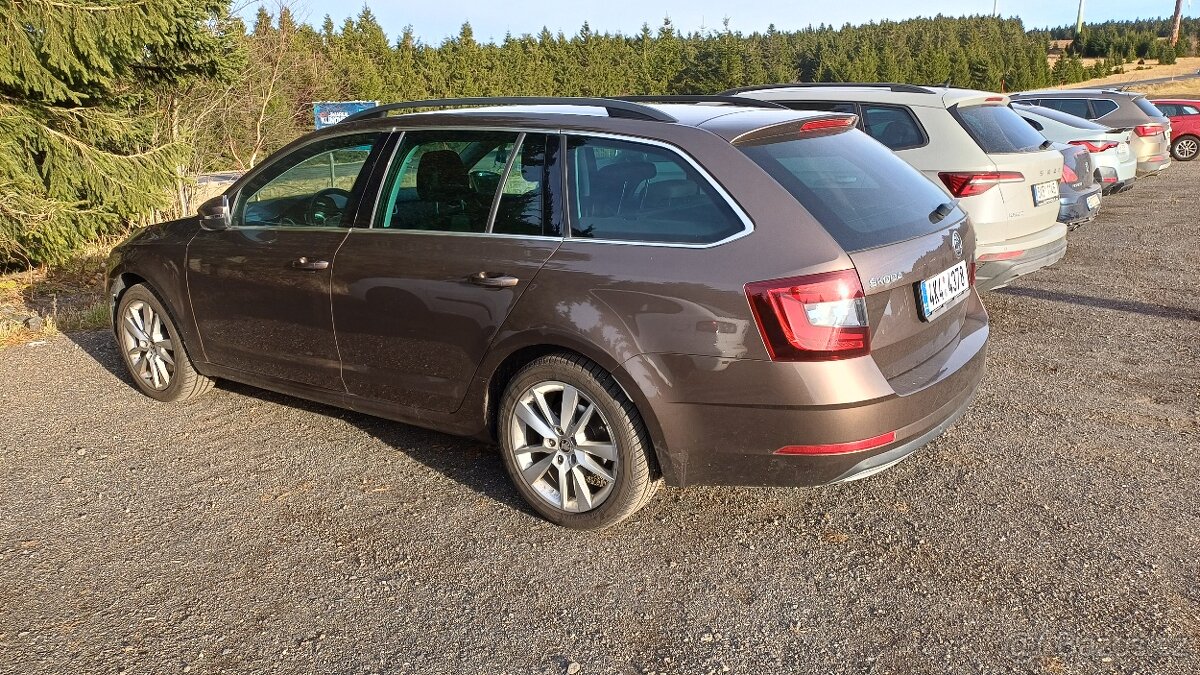 Prodám Škoda Octavia Kombi Style + - 6