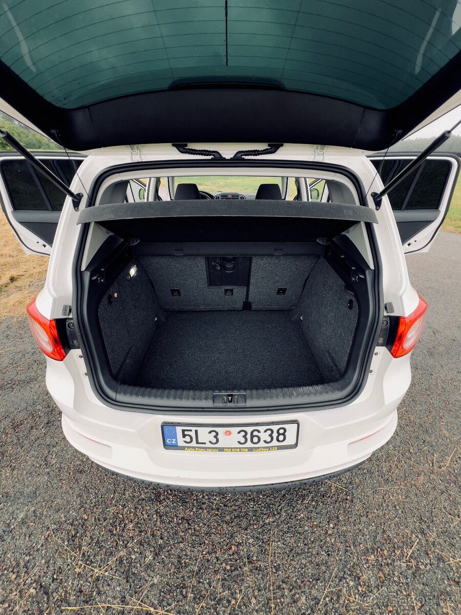 VW Tiguan R-line 4x4 - 6
